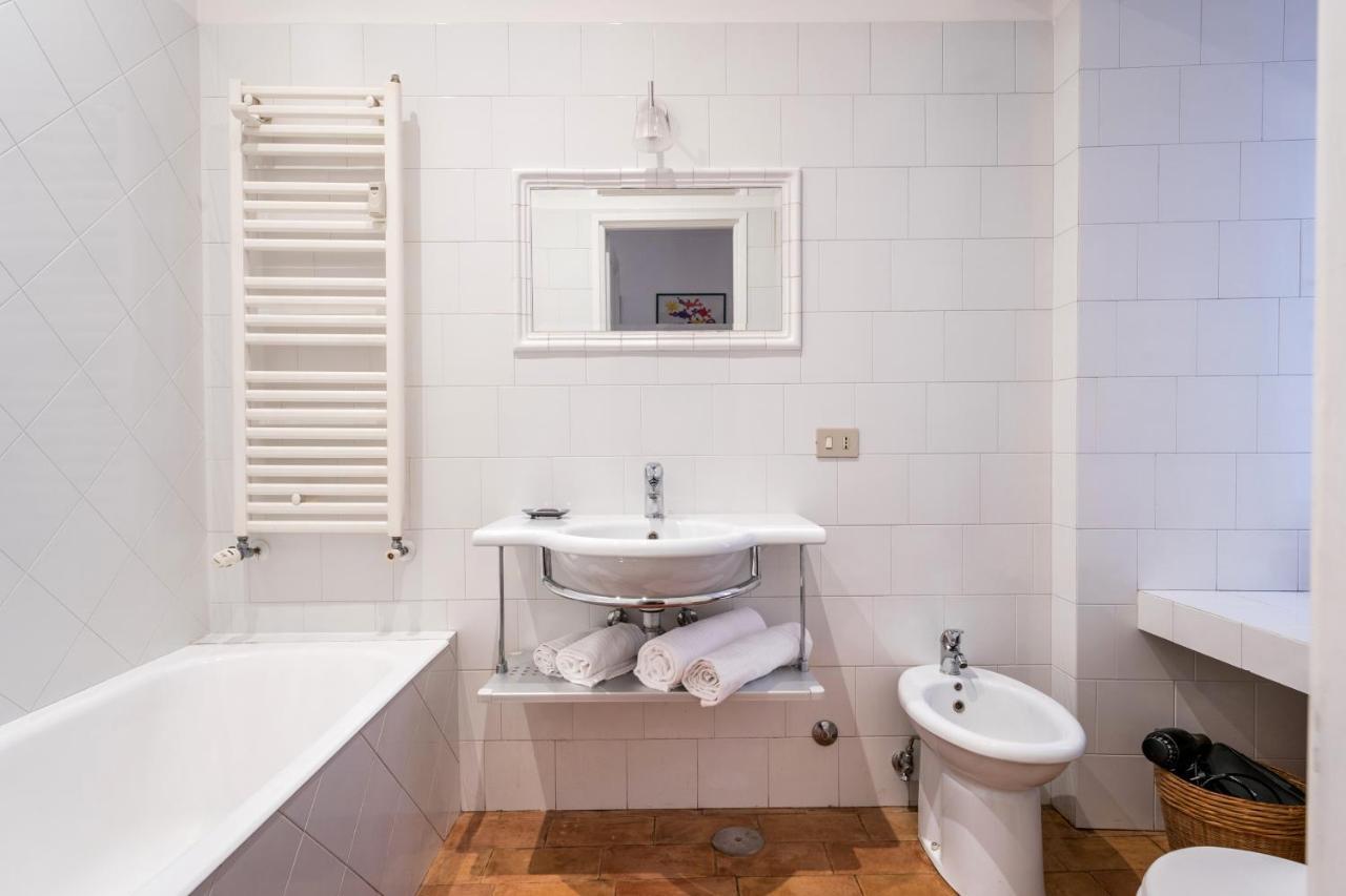 Maison Regola, Styilish Apt In Campo De Fiori Ρώμη Εξωτερικό φωτογραφία